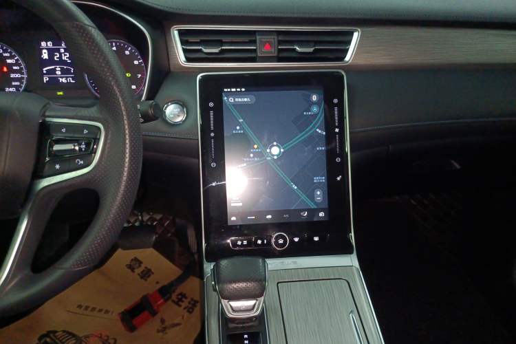 Used Roewe RX5 2022 330TGI Automatic National Style Edition
