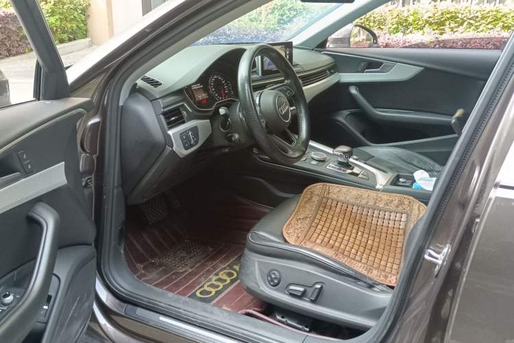 Used Audi A4L 2017 40 TFSI Style Edition
