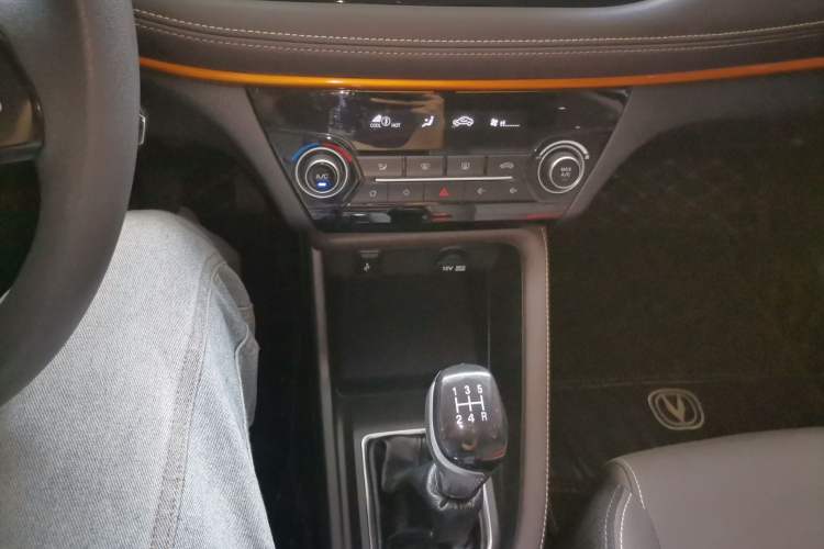 Used Changan Eado DT 2019 1.6L Manual Comfort Model China VI Standard