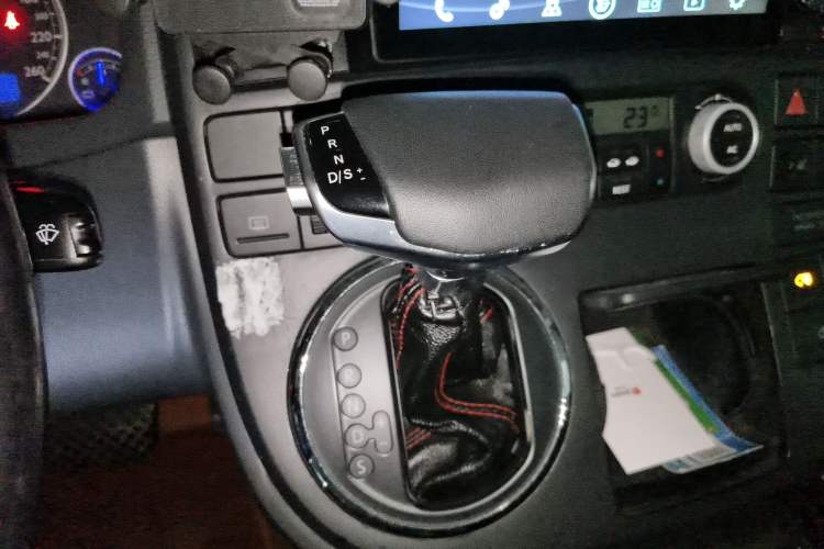 Used Volkswagen Multivan 2008 3.2L