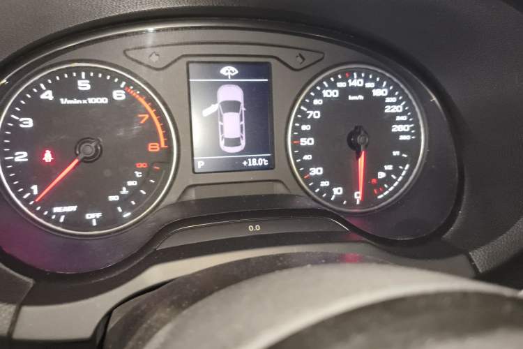 Used Audi A3 2016 Limousine 35 TFSI Ambition Edition Instrument Cluster