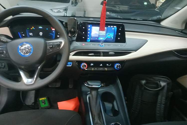 Used Buick Velite 6 2022 Plug-in Hybrid Connected Fashion Model