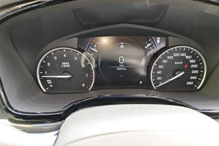 Used Cadillac XT5 2018 25T Luxury Model