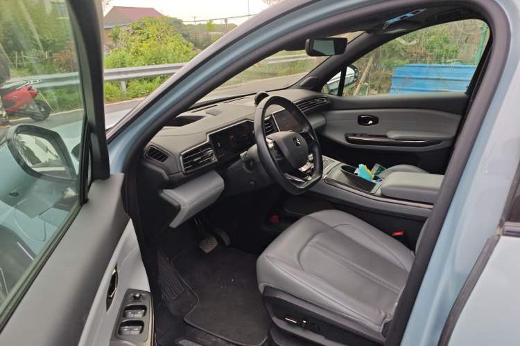 Used Nio ES6 2020 430 km Signature Edition
