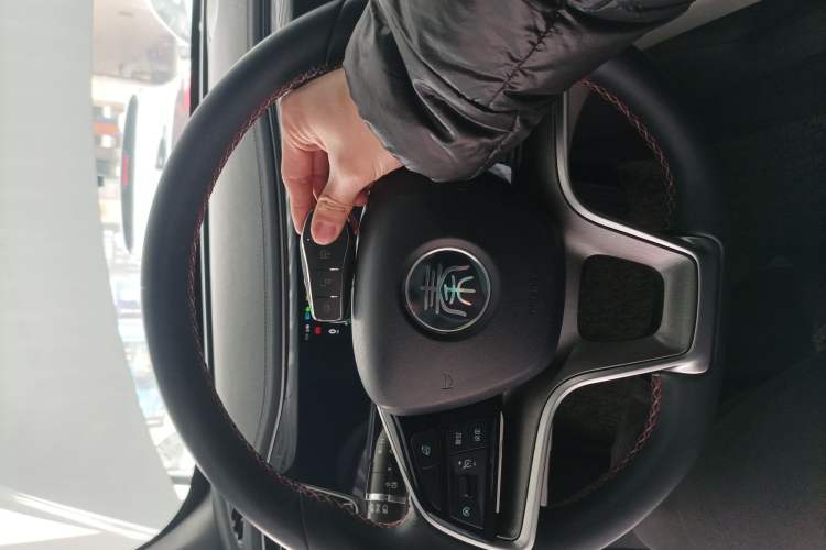 Used BYD Qin PLUS 2021 EV 500KM Luxury Model Interior 1