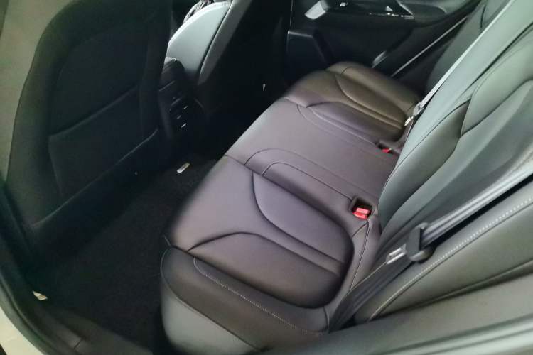 Used XPeng G3 2022 G3i 460N+ Left Rear Seat
