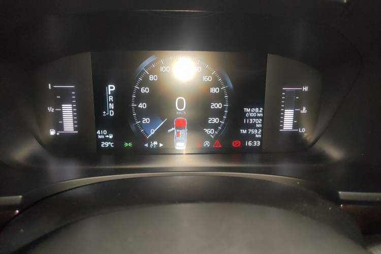 Used Volvo S90 2018 T4 Zhiyuan Edition Odometer Close Up