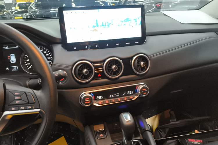 Used Nissan Qashqai 2025 Honor 2.0L CVT XV Genuine Edition