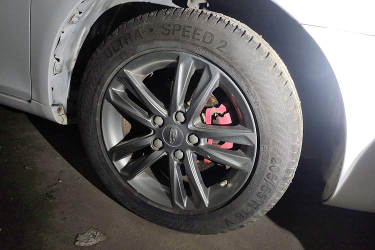 Used Geely Auto Emgrand 2017 Sedan Million Edition 1.3T Manual Top-Grade Version
