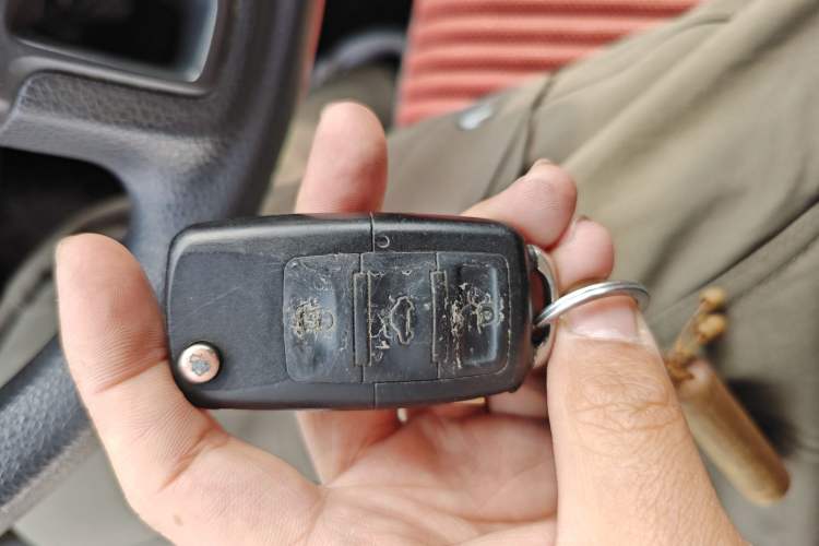 Used Volkswagen Santana 2015 1.6L Manual Fashion Edition