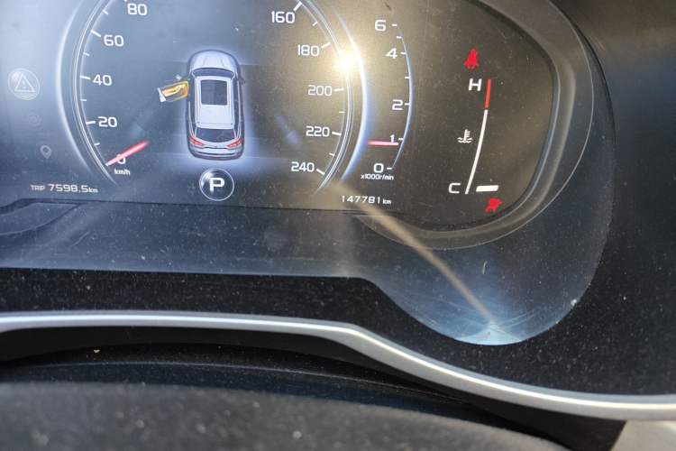 Used Geely Auto Emgrand X7 Sport 2018 1.8TD Automatic Two-Wheel Drive Smart Connect 4G Internet Edition