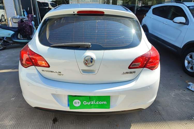 Used Buick GT 2014 XT 1.6L Automatic Fashion Edition Rear