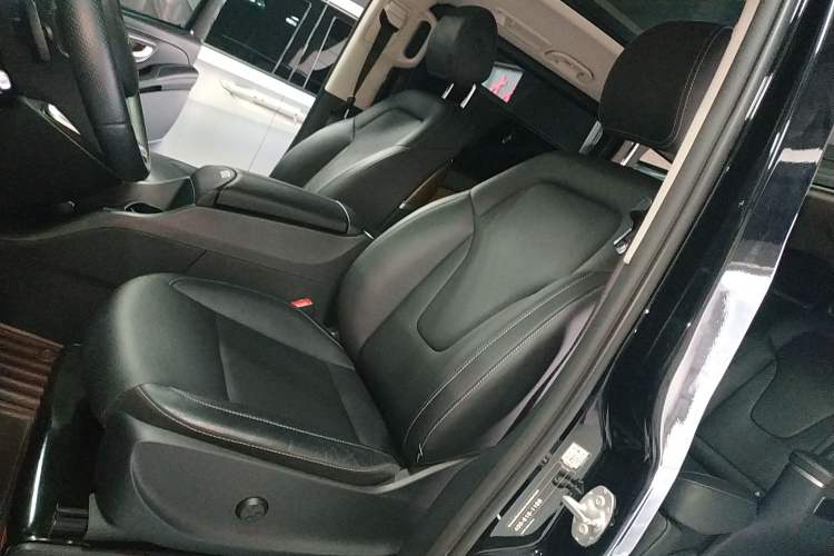 Used Mercedes-Benz V-Class 2020 V 260 L Long-wheelbase Luxury Edition
