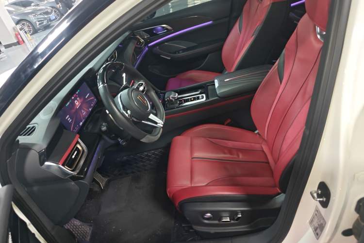 Used Hongqi H6 2023 2.0T ZhiZhen Edition
