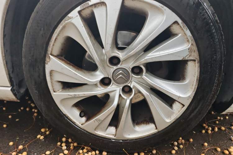 Used Citroen C4L 2013 1.6THP Automatic Dynamic Edition Right Front Wheel Hub