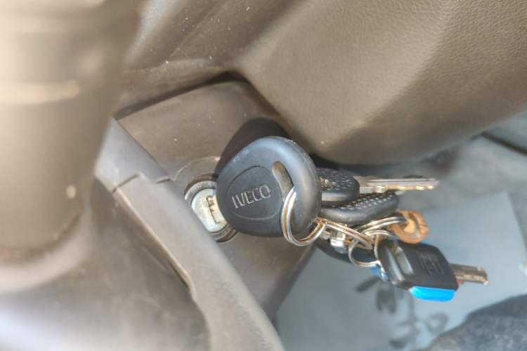 Used Iveco Power Daily 2012 2.5T-A32 Base Version