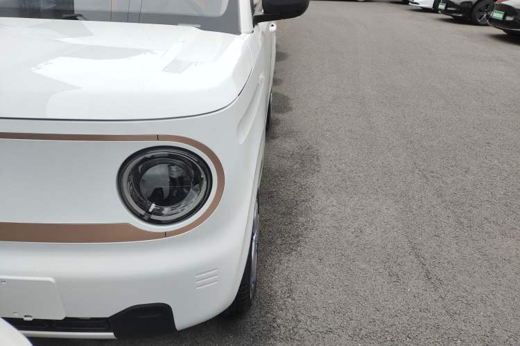 Used Geely Galaxy Panda 2024 Panda Mini 200km Endurance Bear