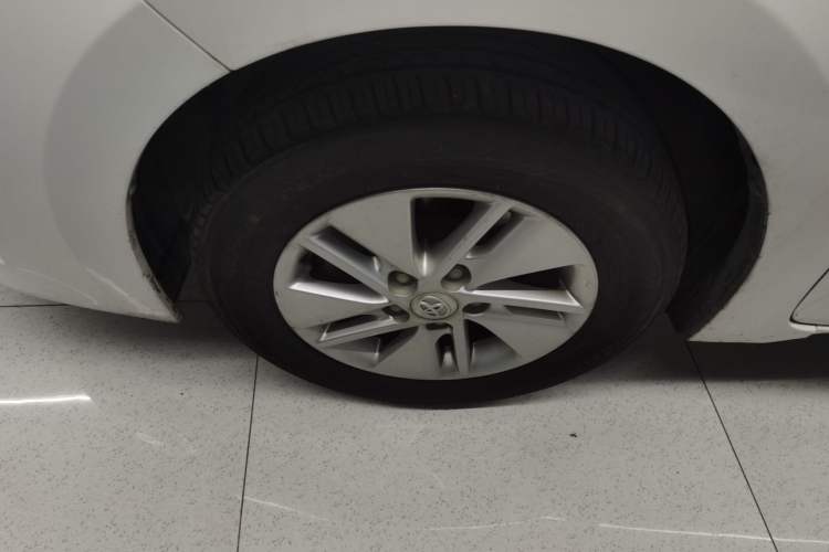 Used Toyota Corolla 2017 1.6L CVT GL Exterior 4