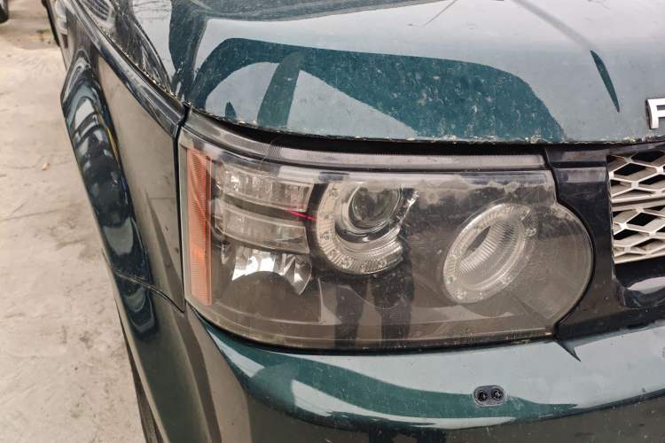 Used Land Rover Range Sport 2011 3.0 TDV6 Diesel Version Right Front Headlight