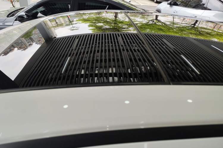 Used Honda Vezel 2020 1.5L CVT Pioneer Edition
