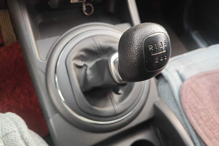 Used Kia Sportage R 2015 2.0L Manual Two-Wheel Drive GL Model