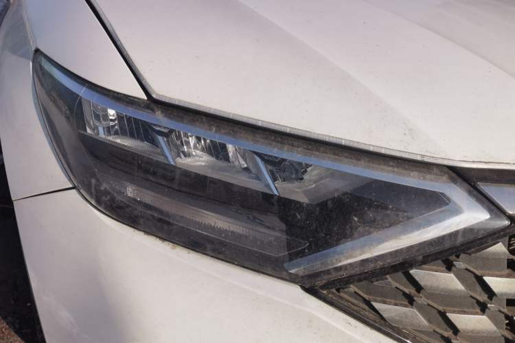 Used Jetta VS5 2021 280TSI Manual Entry-Level Trim Right Front Headlight