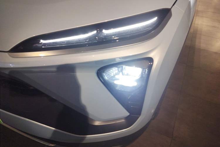 Used Nio ES6 2019 420 km Sport Version Left Front Headlight