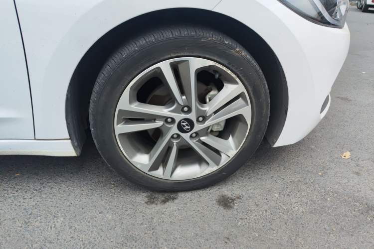 Used Hyundai Elantra (6th Generation / Lingdong) 2016 1.6L Automatic ZhiXuan – Elite Version
