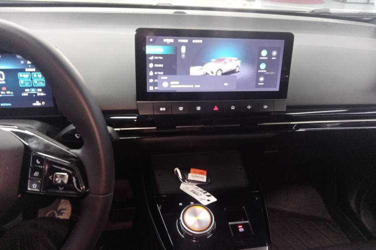 Used MG 4 EV 2022 520 km Flagship Edition