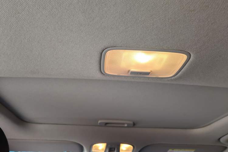 Used Hyundai Elantra (6th Generation / Lingdong) 2016 1.6L Automatic ZhiXuan – Elite Version