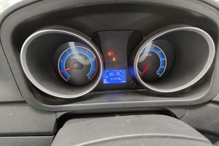 Used CHANGAN KAICHENG Ruixing M90 2018 2.0L Value-Added Flat-Top Liftback 6-Seater 4G94S