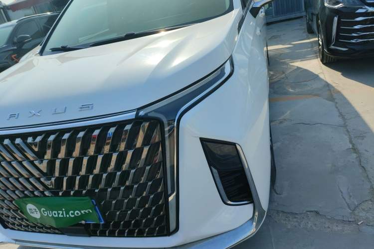 Used SAIC MAXUS G90 2022 2.0T Galaxy Seven-Seater Version
