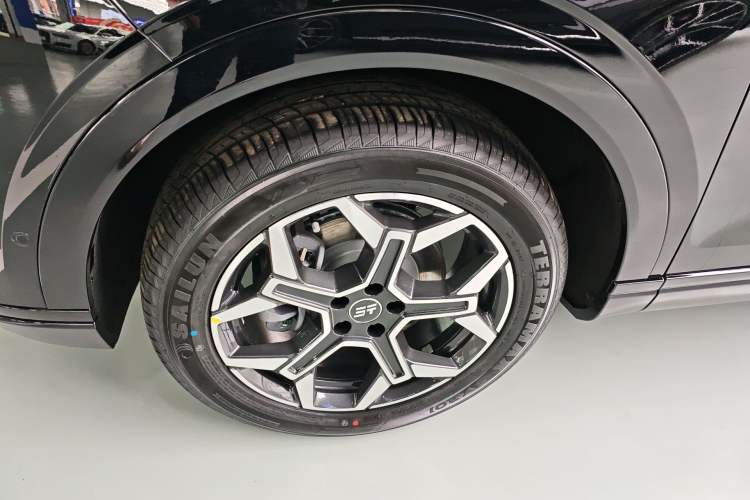 Used JETOUR Shanhai L7 Plus 2025 Model 121km Luxury 7-seater
