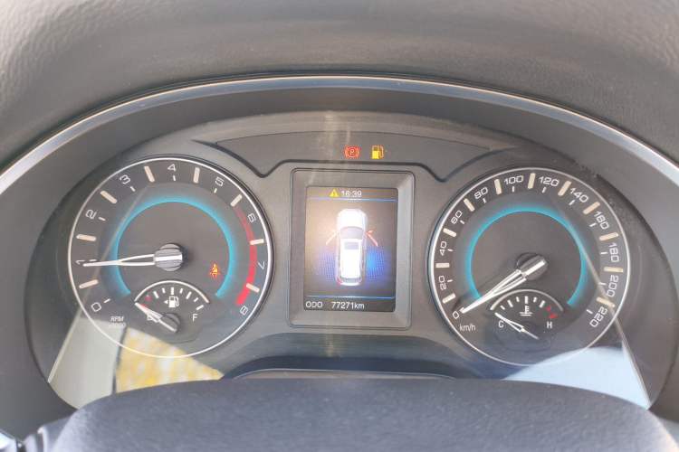 Used Haval H2 2017 Blue Label 1.5T Manual Two-Wheel Drive Elite Model Instrument Cluster