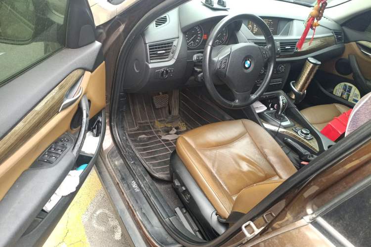 Used BMW X1 2012 xDrive20i
