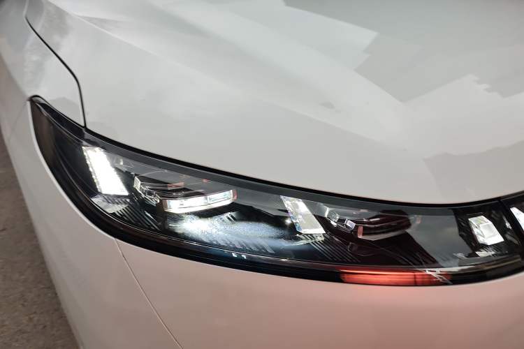 Used Dongfeng eπ eπ008 2025 210 Ultra LikeYi Edition 5-Seater
