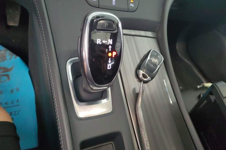 Used Buick LaCrosse 2022 652T Luxury Version