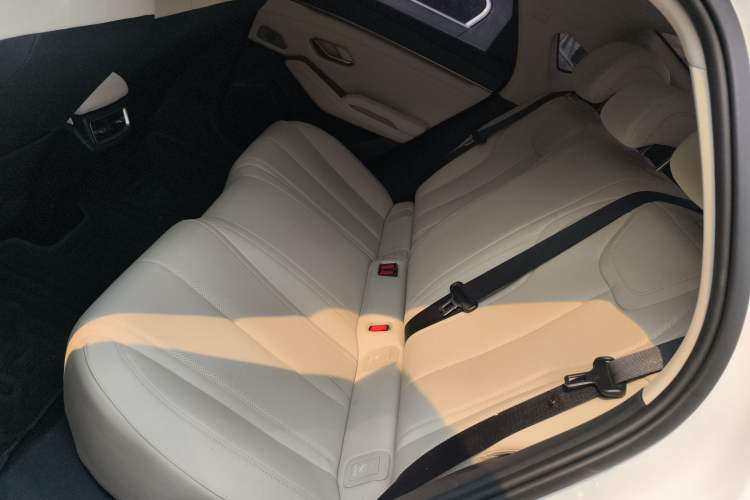 Used BYD Qin L 2024 DM-i 120KM Leading Model
