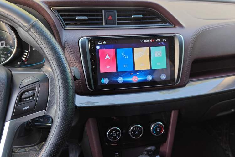 Used Venucia M50V 2017 1.6L XL CVT Luxury Edition
