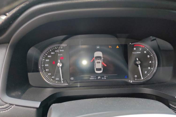 Used Roewe i6 2020 PLUS 1.6L CVT 4G Connected Glory Holographic Edition