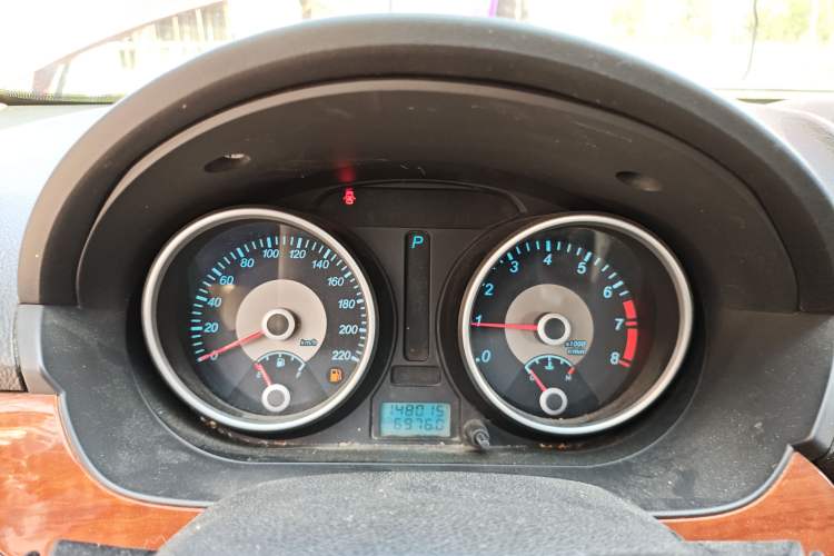 Used Buick Excelle 2011 1.6 LE-AT Instrument Cluster