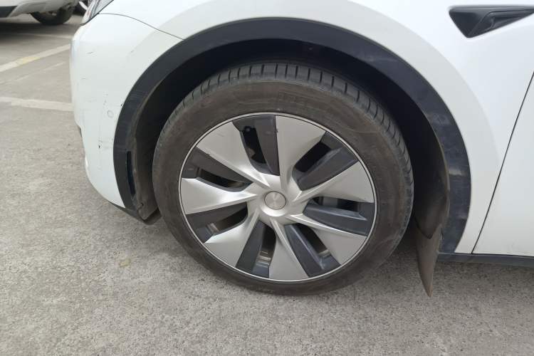 Used Tesla Model Y 2022 Rear-Wheel-Drive Version