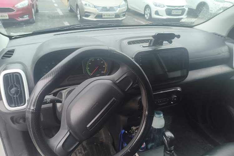Used Roewe Clever 2022 311km QiQi BoBo Edition