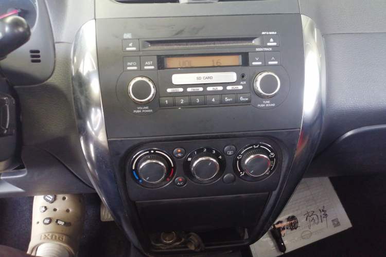 Used Suzuki SX4 2013 1.6L Automatic CoolRide Model
