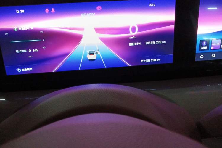 Used Wuling Bingo 2025 333 km Lingxi Deluxe Edition Odometer Close Up