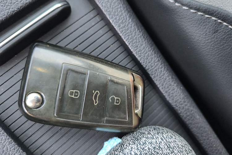 Used Volkswagen Golf 2019 280TSI DSG R-Line Model China V Standard
