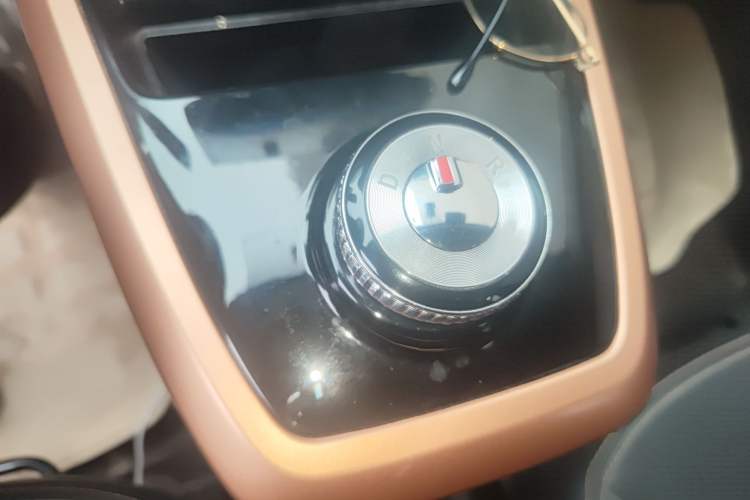 Used Dongfeng NAMMI BOX 2022 Chasing Wind Edition 331 km Standard Model