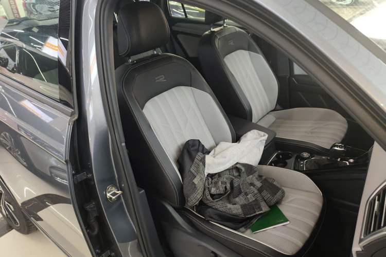 Used Volkswagen Tayron 2023 Revised Version 380TSI All-Wheel Drive R-Line Pro Smart Edition