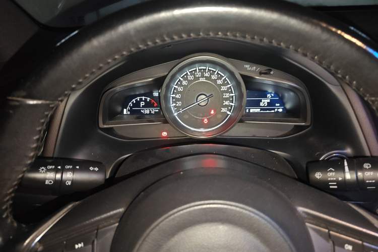 Used Mazda CX-4 2018 2.0L Automatic Two-Wheel Drive Blue Sky Exploration Version China V Standard Instrument Cluster