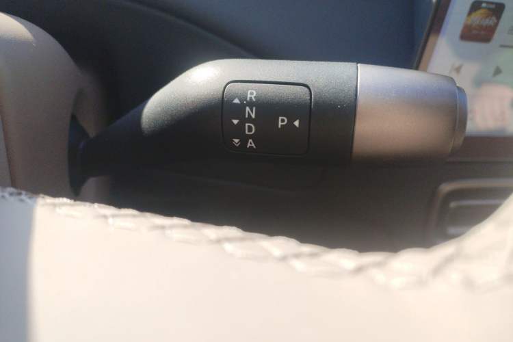 Used Li Auto MEGA 2025 Home Family Special Edition
